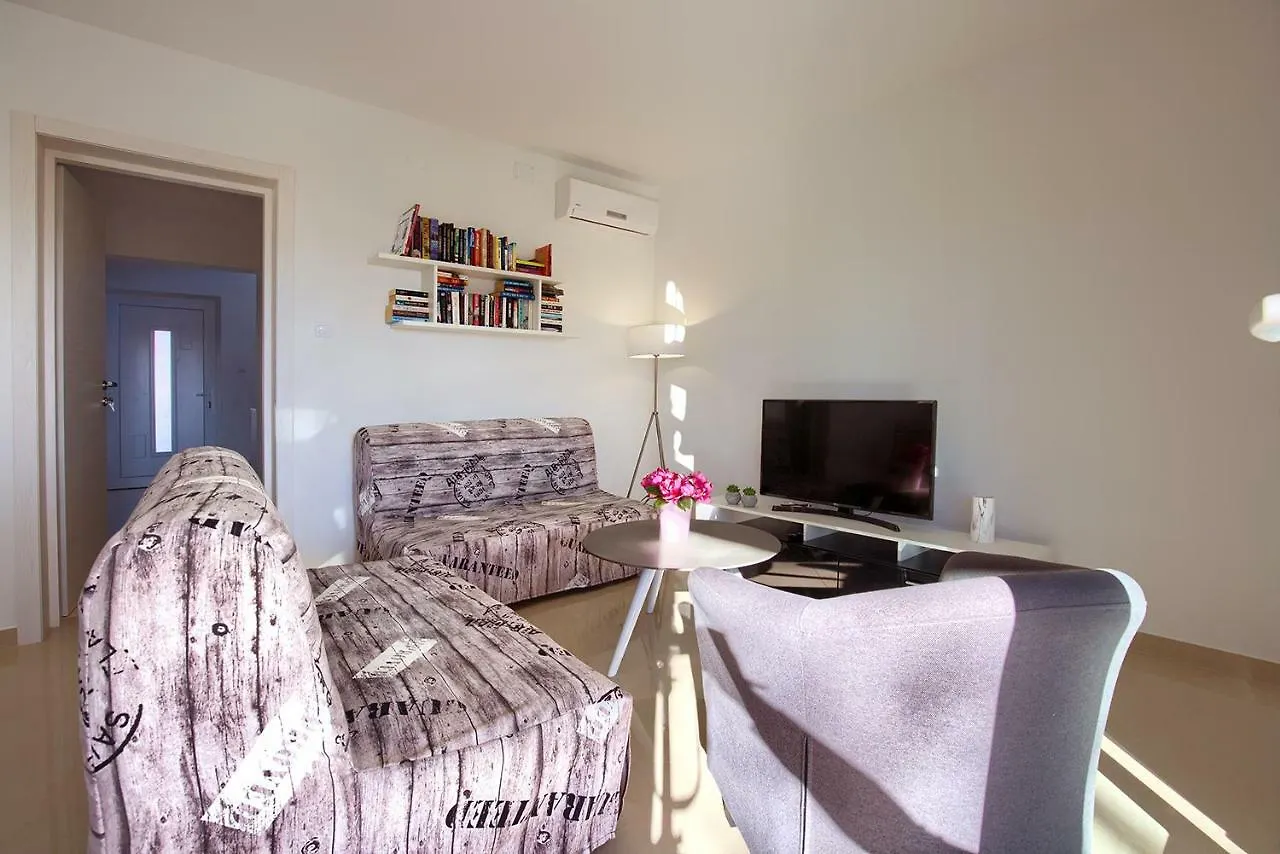 Appartement Lamalu Ližnjan