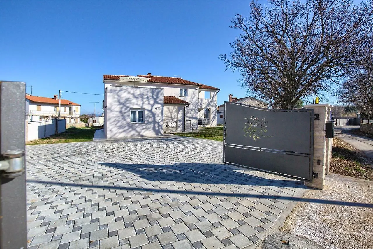 Apartment Lamalu Liznjan Croatia