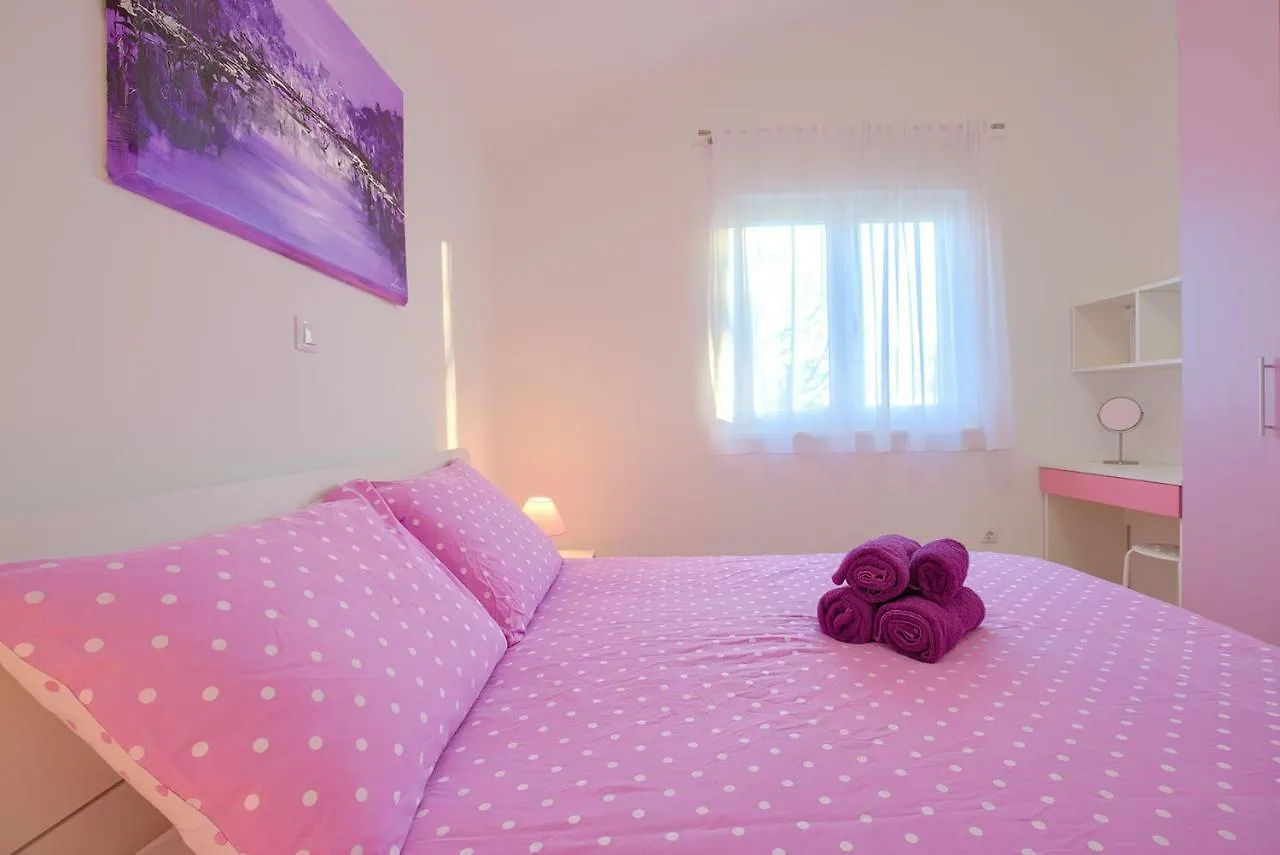 Appartement Lamalu Ližnjan